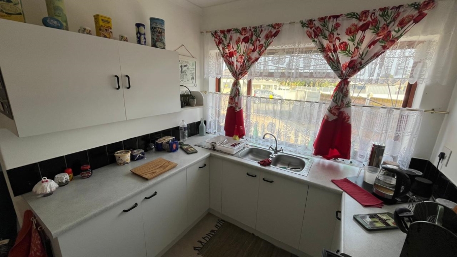 2 Bedroom Property for Sale in Wavecrest Eastern Cape